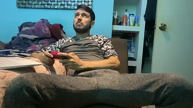 Alexitho25 online show from 12/19/25, 05:21