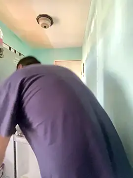 Alexitho25 online show from 12/15/25, 06:25