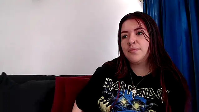 Snapshot of evilheart_69 chatting on 11/12/25, 05:06 evilheart 69 online show from 11/12/25, 05:06