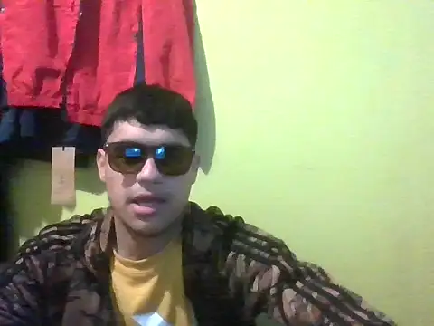 Snapshot of juanfritaa21 chatting on 09/15/25, 05:24 juanfritaa21 online show from 09/15/25, 05:24