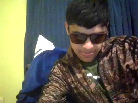 Snapshot of juanfritaa21 chatting on 09/21/25, 01:44 juanfritaa21 online show from 09/21/25, 01:44