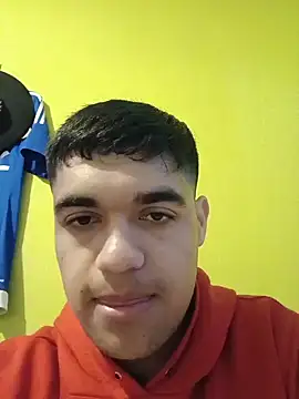 Snapshot of juanfritaa21 chatting on 10/10/25, 02:40 juanfritaa21 online show from 10/10/25, 02:40