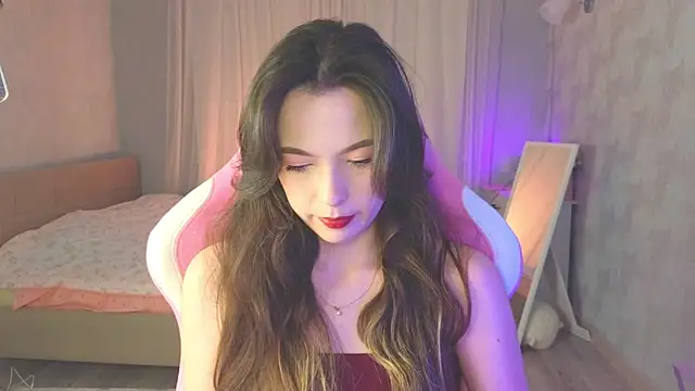 yuna sunshy online show from 11/17/25, 09:19