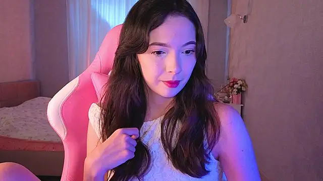 Snapshot of yuna_sunshy chatting on 06/08/26, 01:28 yuna sunshy online show from 06/08/26, 01:28