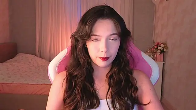 Snapshot of yuna_sunshy chatting on 06/02/26, 12:21 yuna sunshy online show from 06/02/26, 12:21