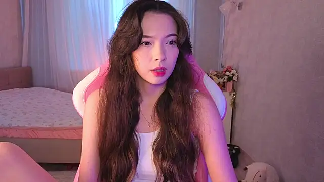 Snapshot of yuna_sunshy chatting on 05/07/26, 02:05 yuna sunshy online show from 05/07/26, 02:05