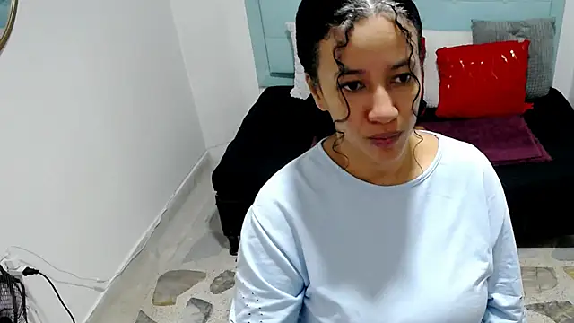 Snapshot of michel_rous_ chatting on 09/27/25, 01:39 michel rous online show from 09/27/25, 01:39