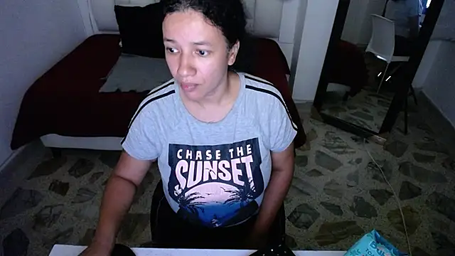 Snapshot of michel_rous_ chatting on 11/04/25, 05:17 michel rous online show from 11/04/25, 05:17