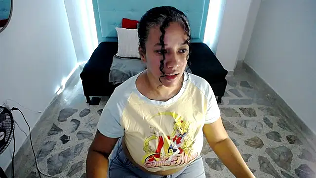 Snapshot of michel_rous_ chatting on 10/02/25, 01:58 michel rous online show from 10/02/25, 01:58