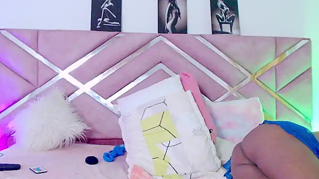 sofia 07 online show from 11/26/25, 06:41