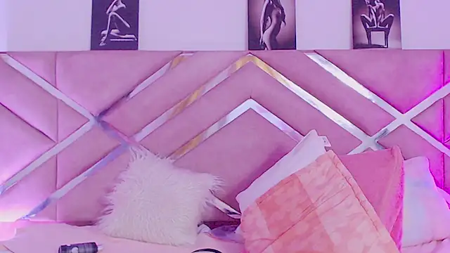 sofia 07 online show from 12/05/25, 07:34