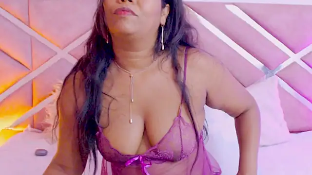 sofia 07 online show from 01/15/26, 10:57