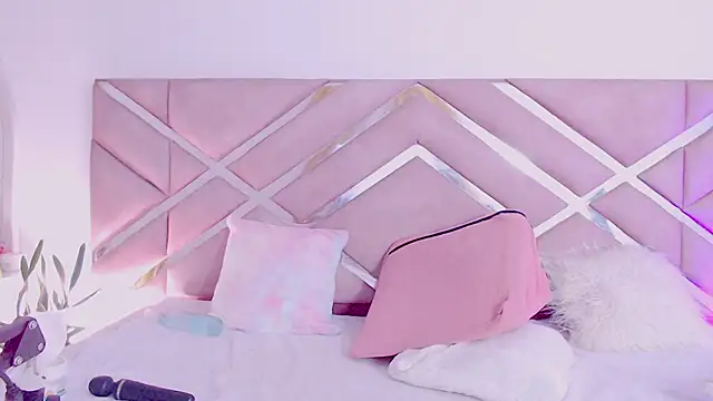 sofia 07 online show from 02/11/26, 07:25