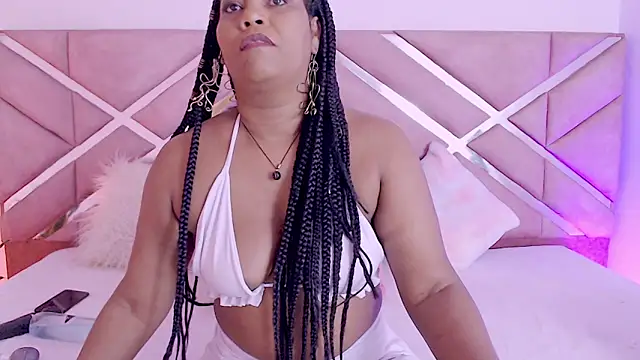 sofia 07 online show from 02/13/26, 09:37