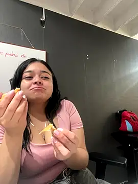 Emily Rivers  online show from 11/19/25, 01:44