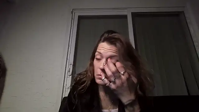 LaylaRainVIP online show from 12/15/25, 12:00