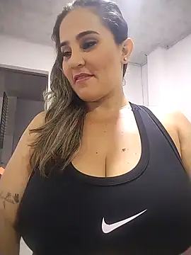 dayana2021 online show from 12/01/25, 09:15