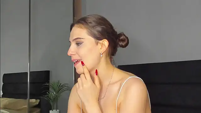 Forever Smiler online show from 09/27/25, 09:04