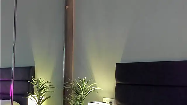 Forever Smiler online show from 10/11/25, 09:10