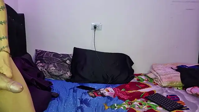 Lovers cave online show from 12/19/25, 02:04