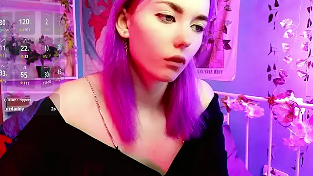 Snapshot of Kiara_Dream chatting on 10/16/25, 09:23 Kiara Dream online show from 10/16/25, 09:23