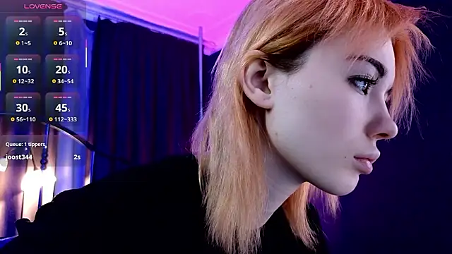 Snapshot of Kiara_Dream chatting on 01/31/26, 09:35 Kiara Dream online show from 01/31/26, 09:35