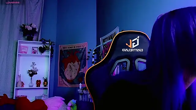 Kiara Dream online show from 11/13/25, 09:08