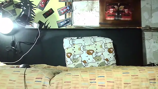 Snapshot of lovehairymature90 chatting on 11/09/25, 10:58 lovehairymature90 online show from 11/09/25, 10:58