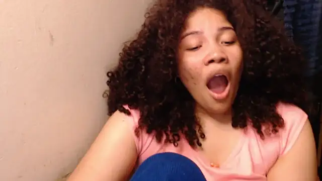 madelene online show from 12/17/25, 02:38