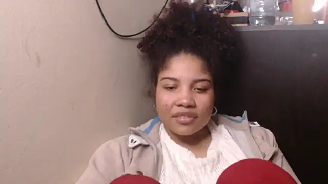 madelene online show from 11/21/25, 01:37