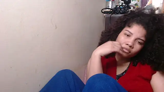 madelene online show from 11/06/25, 01:09