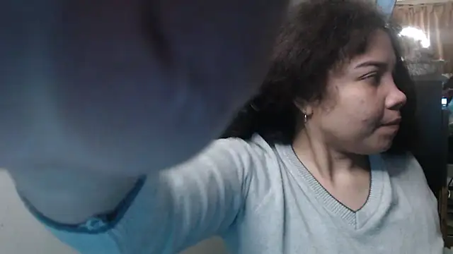 madelene online show from 11/11/25, 01:33