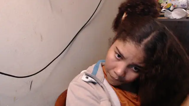 madelene online show from 04/05/26, 01:12