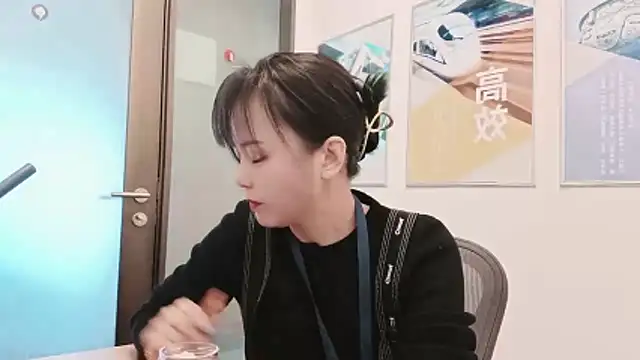 KKMM168 online show from 10/22/25, 01:38