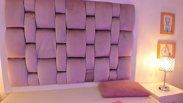 Dannika07 online show from 11/06/25, 03:32