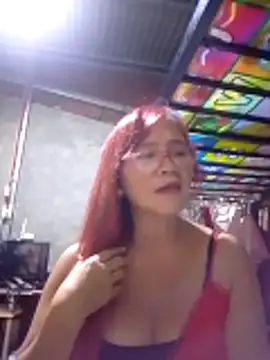 Snapshot of SexyHottMom chatting on 03/06/26, 02:45 SexyHottMom online show from 03/06/26, 02:45