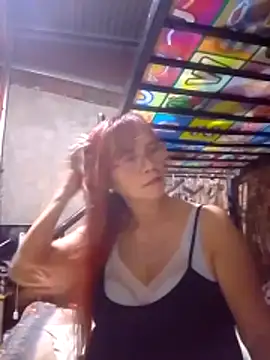 Snapshot of SexyHottMom chatting on 03/10/26, 12:53 SexyHottMom online show from 03/10/26, 12:53