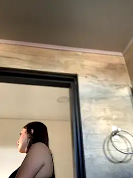 Linda LS online show from 09/25/25, 02:01