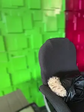 Snapshot of Linda_LS chatting on 02/23/26, 06:41 Linda LS online show from 02/23/26, 06:41