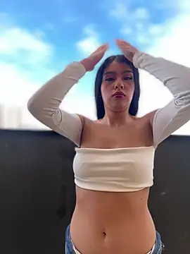 Snapshot of Linda_LS chatting on 02/04/26, 04:13 Linda LS online show from 02/04/26, 04:13