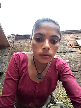 Snapshot of Sonam_mehta chatting on 11/11/25, 01:11 Sonam mehta online show from 11/11/25, 01:11