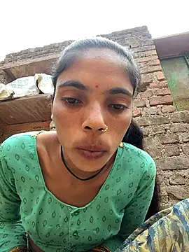 Snapshot of Sonam_mehta chatting on 11/19/25, 06:35 Sonam mehta online show from 11/19/25, 06:35