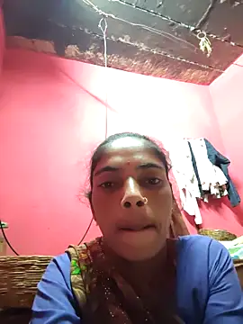 Snapshot of Sonam_mehta chatting on 12/18/25, 02:54 Sonam mehta online show from 12/18/25, 02:54