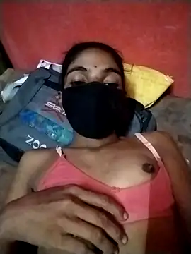 Snapshot of Sonam_mehta chatting on 10/11/25, 04:30 Sonam mehta online show from 10/11/25, 04:30