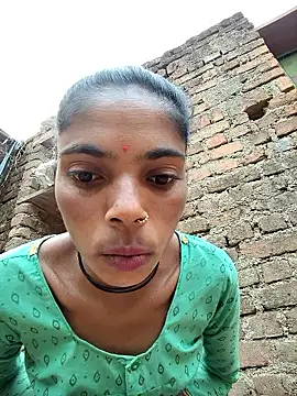 Snapshot of Sonam_mehta chatting on 11/28/25, 01:50 Sonam mehta online show from 11/28/25, 01:50