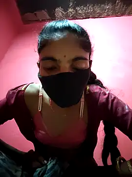 Snapshot of Sonam_mehta chatting on 10/25/25, 01:56 Sonam mehta online show from 10/25/25, 01:56