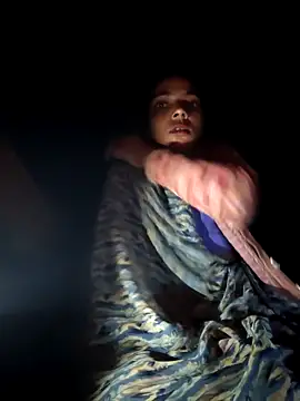 Snapshot of Sonam_mehta chatting on 12/15/25, 01:44 Sonam mehta online show from 12/15/25, 01:44