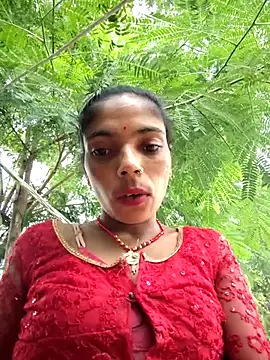 Snapshot of Sonam_mehta chatting on 10/28/25, 01:39 Sonam mehta online show from 10/28/25, 01:39