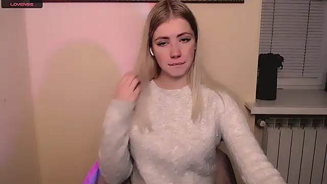 AliceHotty  online show from 10/23/25, 06:34