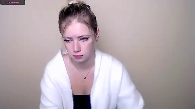 AliceHotty  online show from 09/18/25, 07:33